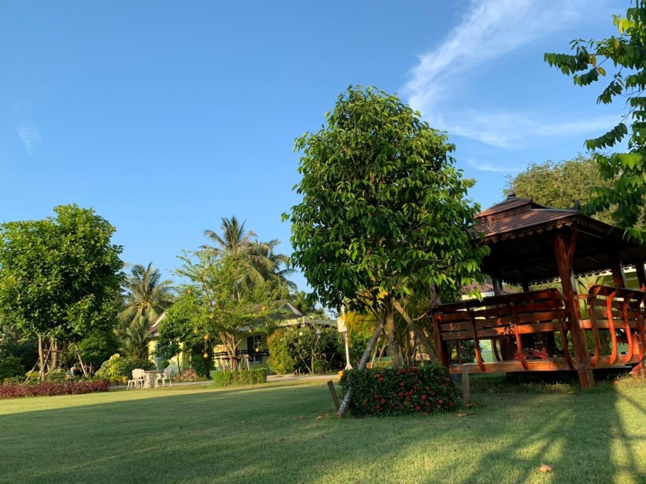 Aranya Resort チュンポーン エクステリア 写真